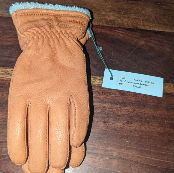 Hestra Deerskin Gloves - Picture 5 of 8
